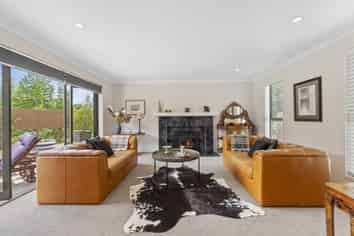 6 Cameron Drive, Acacia Bay