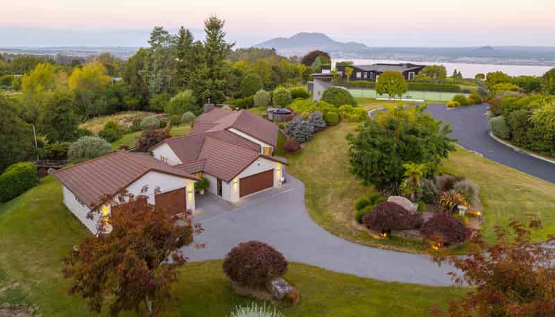 6 Cameron Drive, Acacia Bay