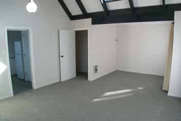 10/21-23 Amapur Drive, Khandallah