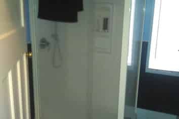 2 Hunter Street, Hamilton Lake