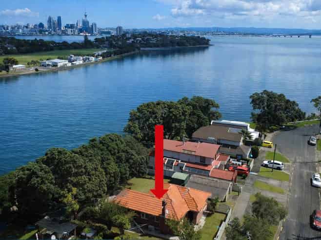 79 Ngataringa Road, Devonport