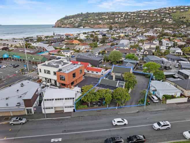 Landmark Hospitality Opportunity in Sumner Village