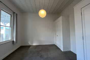 31 Dunk Place, Milson