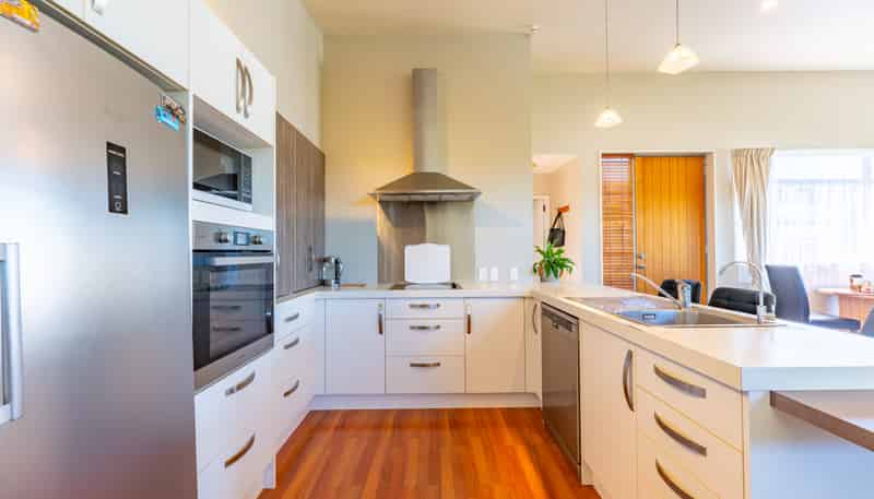 10a Balmoral Street, Marchwiel