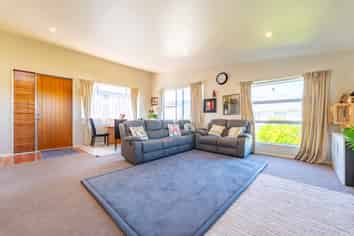 10a Balmoral Street, Marchwiel