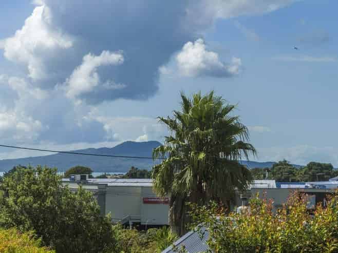 1a Rangitoto Terrace, Milford