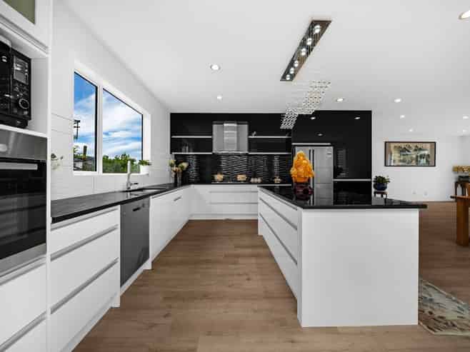 110 Keri Vista Rise, Papakura