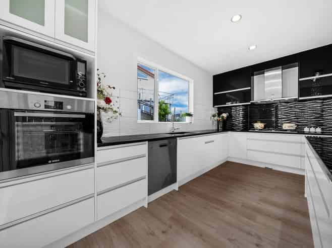 110 Keri Vista Rise, Papakura