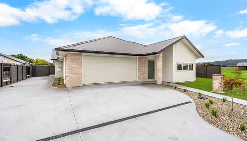 1/27 Boyce Crescent, Cambridge