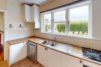 11 Renfrew Place, Highbury