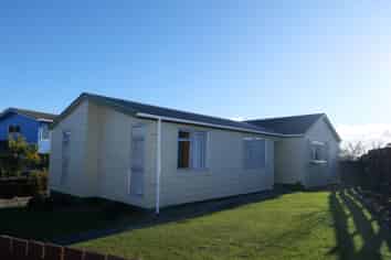 115 Gloaming Hill, Titahi Bay