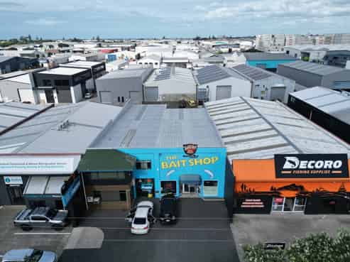 High profile industrial premises