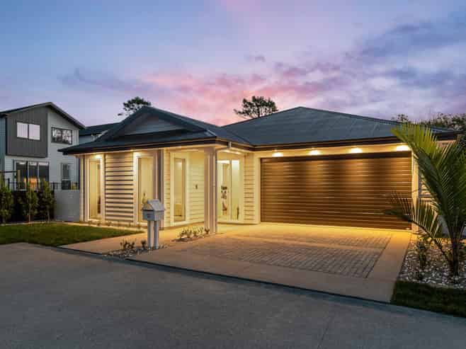 10 Lucent Lane, Milldale