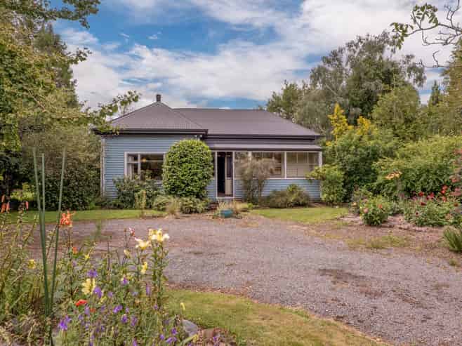 48 Railway Terrace East, Sheffield