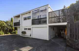 45 Girrahween Drive, Totara Vale