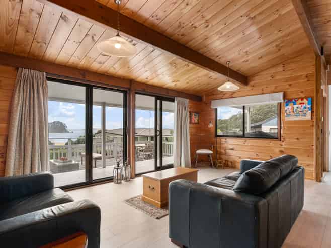 309 Onemana Drive, Onemana