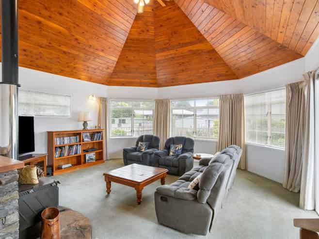 123 Moana Anu Anu Avenue, Whangamata