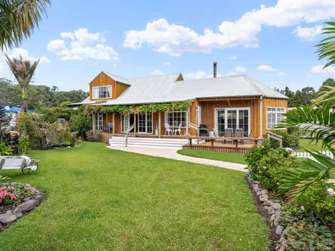 123 Moana Anu Anu Avenue, Whangamata