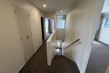 17 Whiteleigh Avenue, Addington