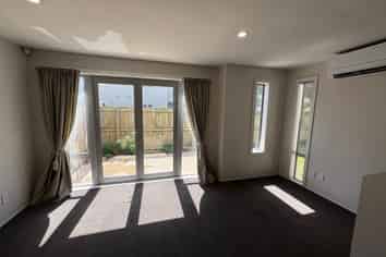 17 Whiteleigh Avenue, Addington