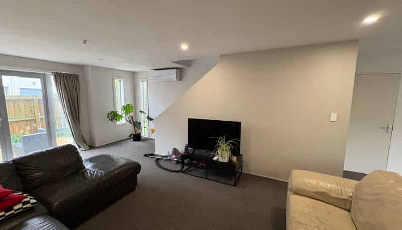 17 Whiteleigh Avenue, Addington