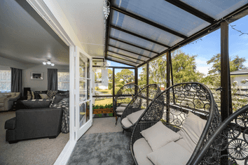 84 Apollo Parade , Milson