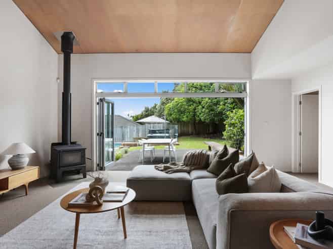 5 Foothills Lane, Glen Eden