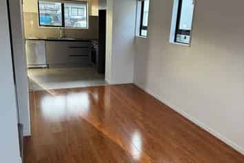 41 Red Arches Road, Henderson