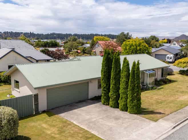 6 Orchard Drive, ALEXANDRA