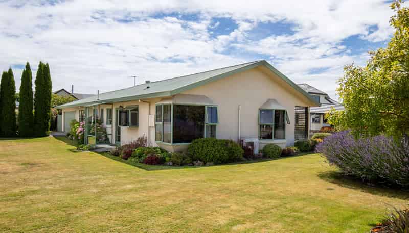 6 Orchard Drive, ALEXANDRA