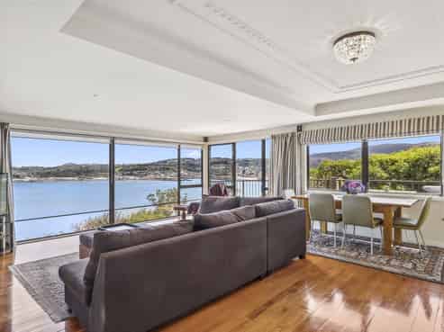 9 Glengyle Street, Vauxhall