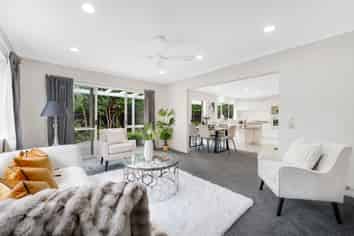 2/14 Casabella Court, Northpark