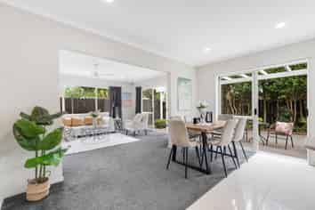 2/14 Casabella Court, Northpark