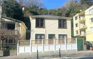 B/129 Glenmore Street, Thorndon