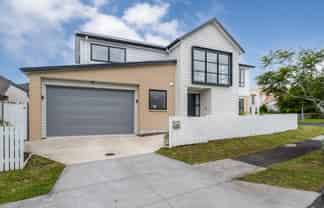 10 Bronte Place, Somerville