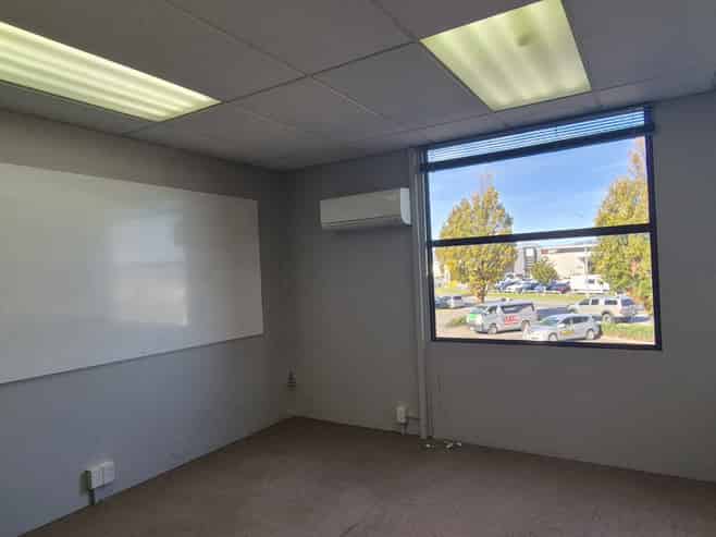 90sqm office, Sockburn