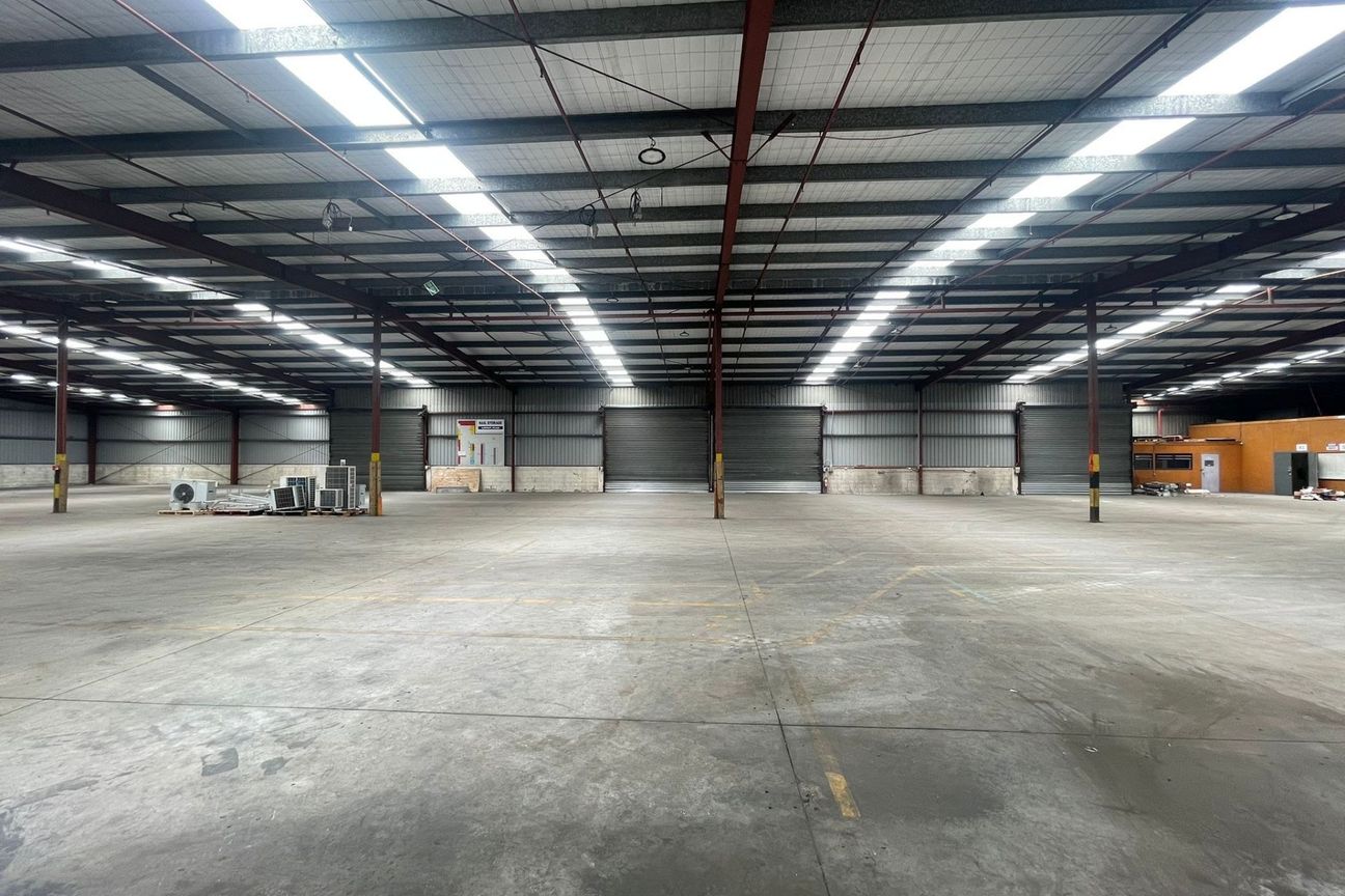 3,620sqm Refurbished Facility | Extensive Yard Space - Pohľad 3