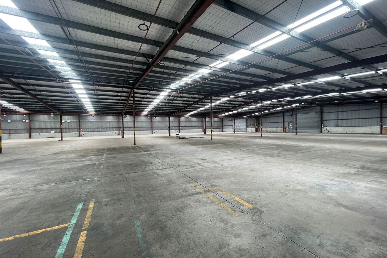 3,620sqm Refurbished Facility | Extensive Yard Space - Pohľad 4