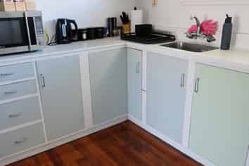 2/94 Charles St, Waltham