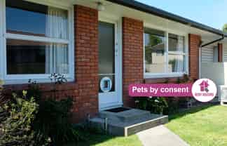 2/94 Charles St, Waltham