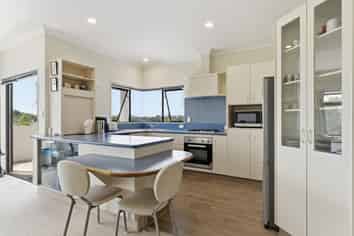 6A Taramea Rise, Pyes Pa