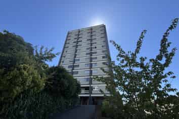 7B/1 Grant Road, Thorndon