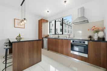 313 Murphys Road, Flat Bush