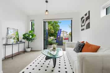 313 Murphys Road, Flat Bush