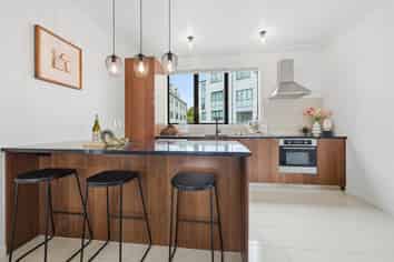 313 Murphys Road, Flat Bush