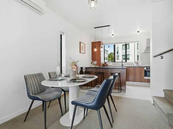 313 Murphys Road, Flat Bush