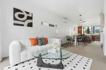 313 Murphys Road, Flat Bush