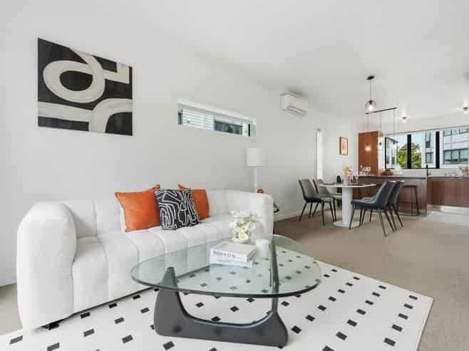 313 Murphys Road, Flat Bush