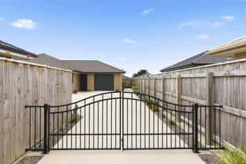 4 Hawera Avenue, Levin