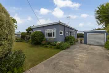 24 Queenwood Road, Levin